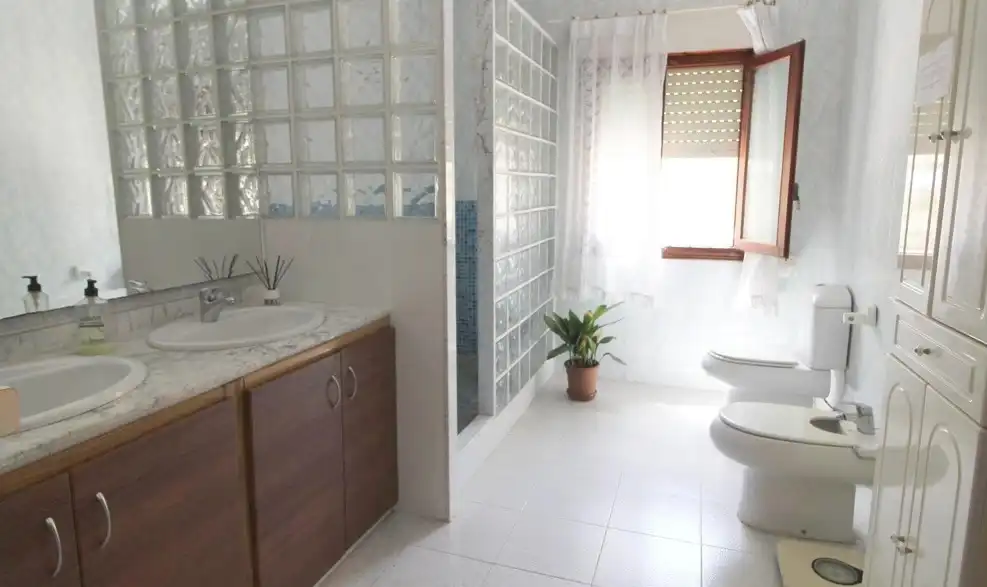 Baño de Casa o chalet en venta en Elche / Elx con Jardín privado