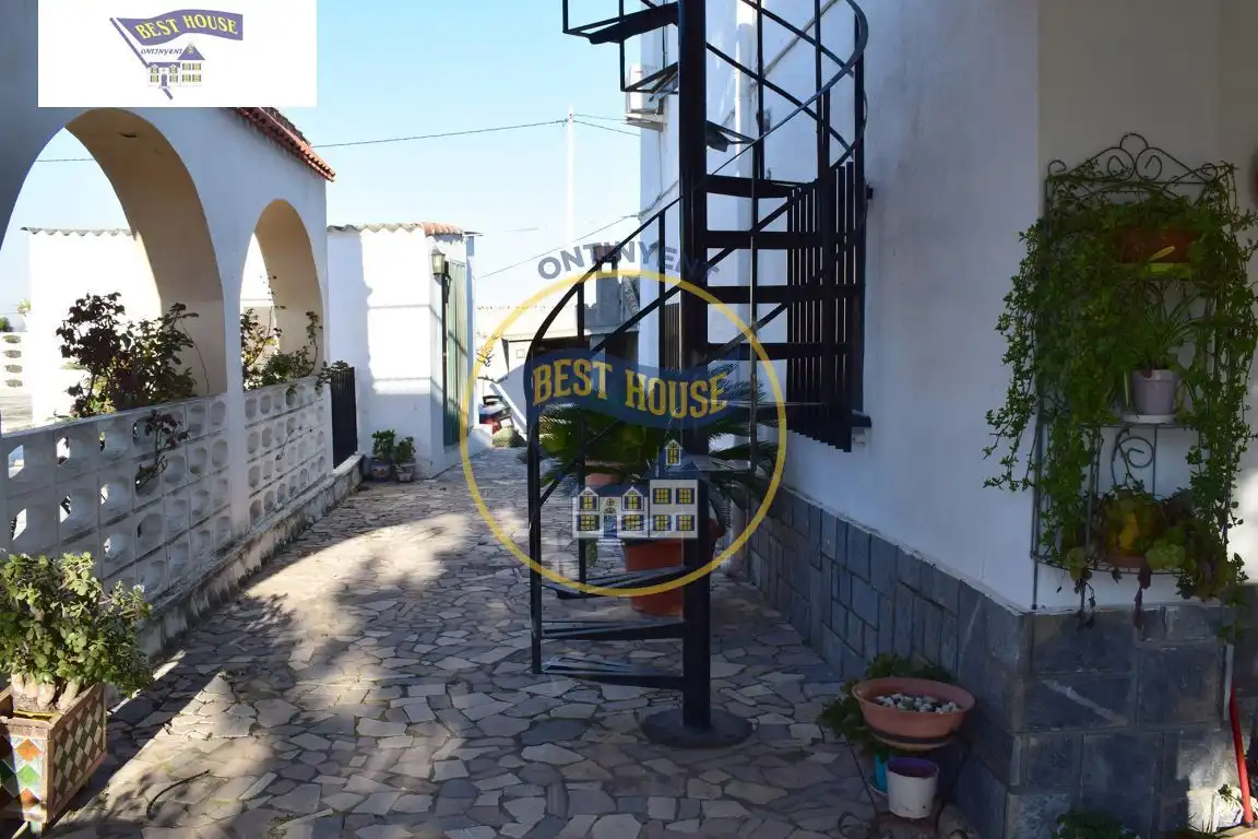 Vista exterior de Casa o chalet en venta en Ontinyent con Aire acondicionado, Jardín privado y Terraza