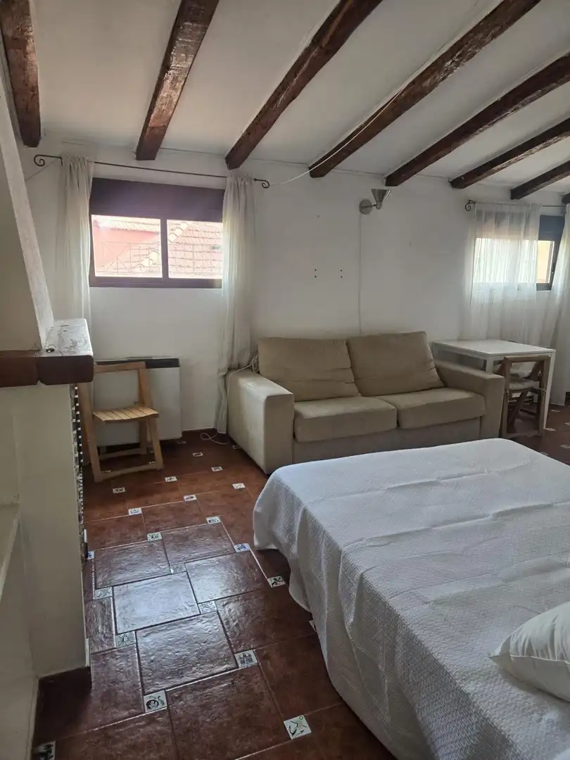 Habitación de Piso de alquiler en Madrid con Aire acondicionado, Calefacción y Amueblado