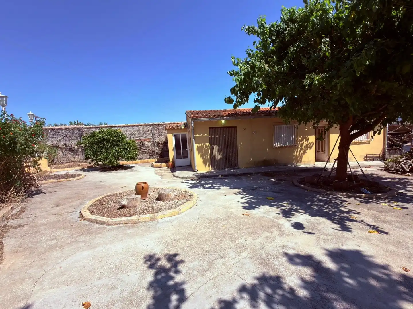 Vista exterior de Casa o xalet en venda en La Llosa de Ranes amb Aire condicionat, Calefacció i Jardí privat