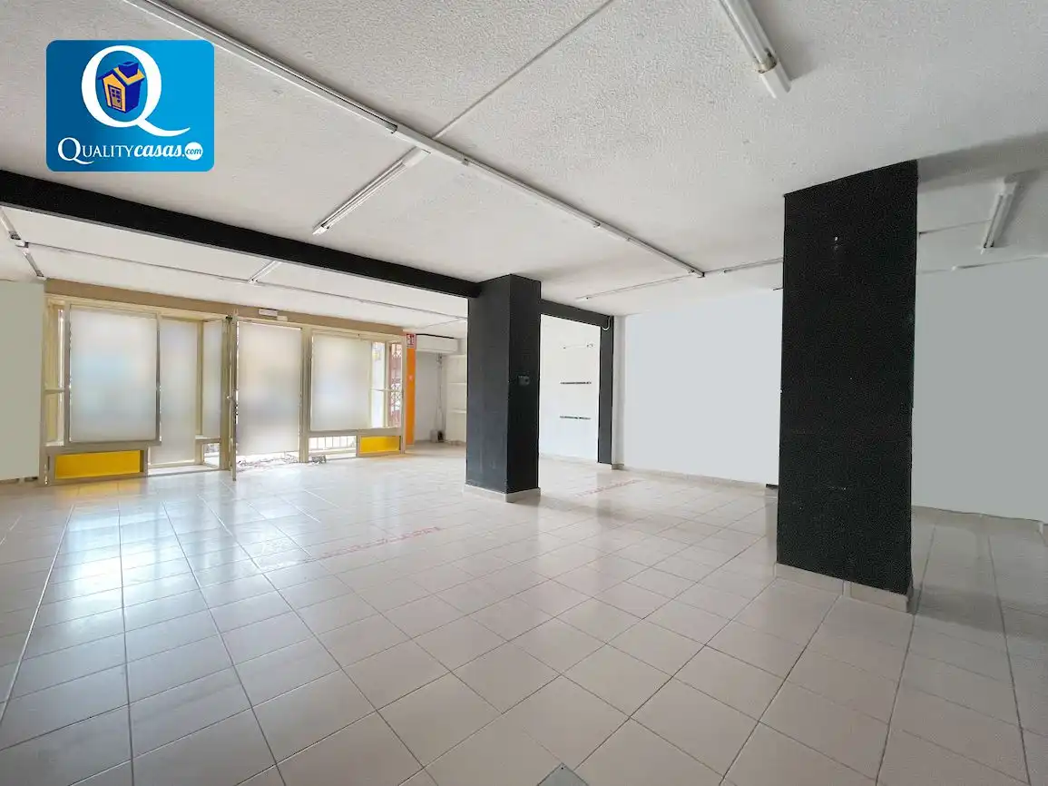 Local comercial en venda a Centro, imagen 2