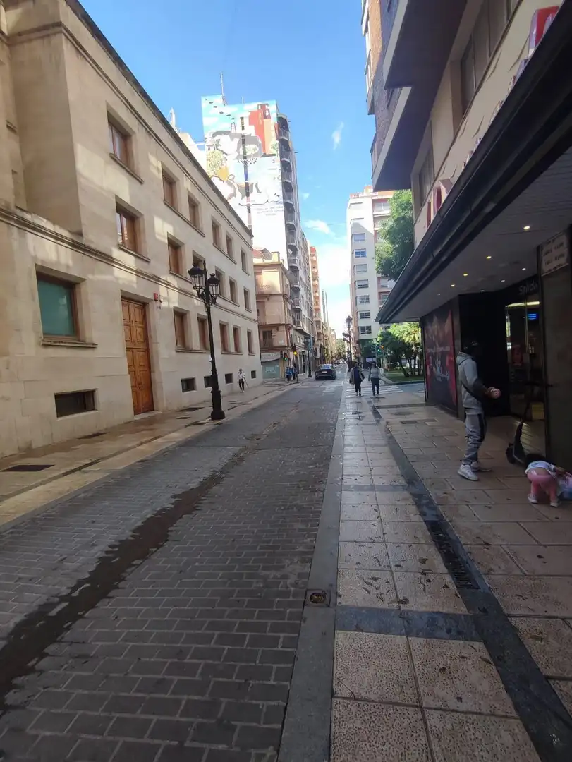 Außenansicht von Wohnung zum Verkauf in Castellón de la Plana / Castelló de la Plana mit Heizung, Möbliert und Balkon