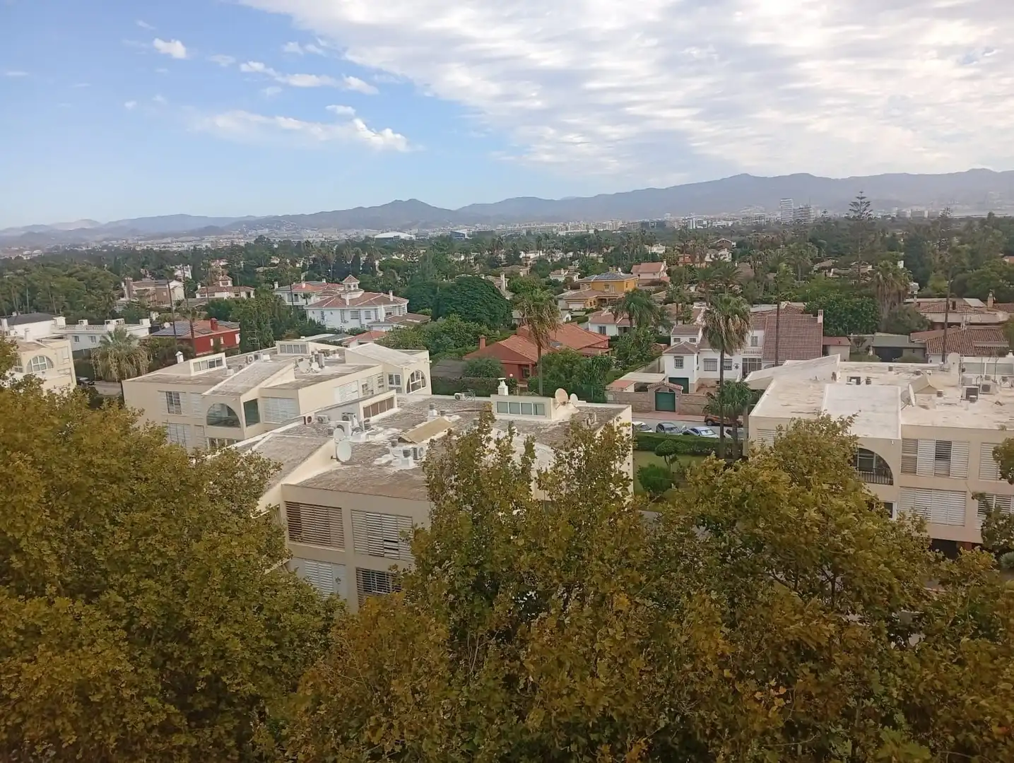 Vista exterior de Estudio de alquiler en Málaga con Terraza, Amueblado y Piscina comunitaria