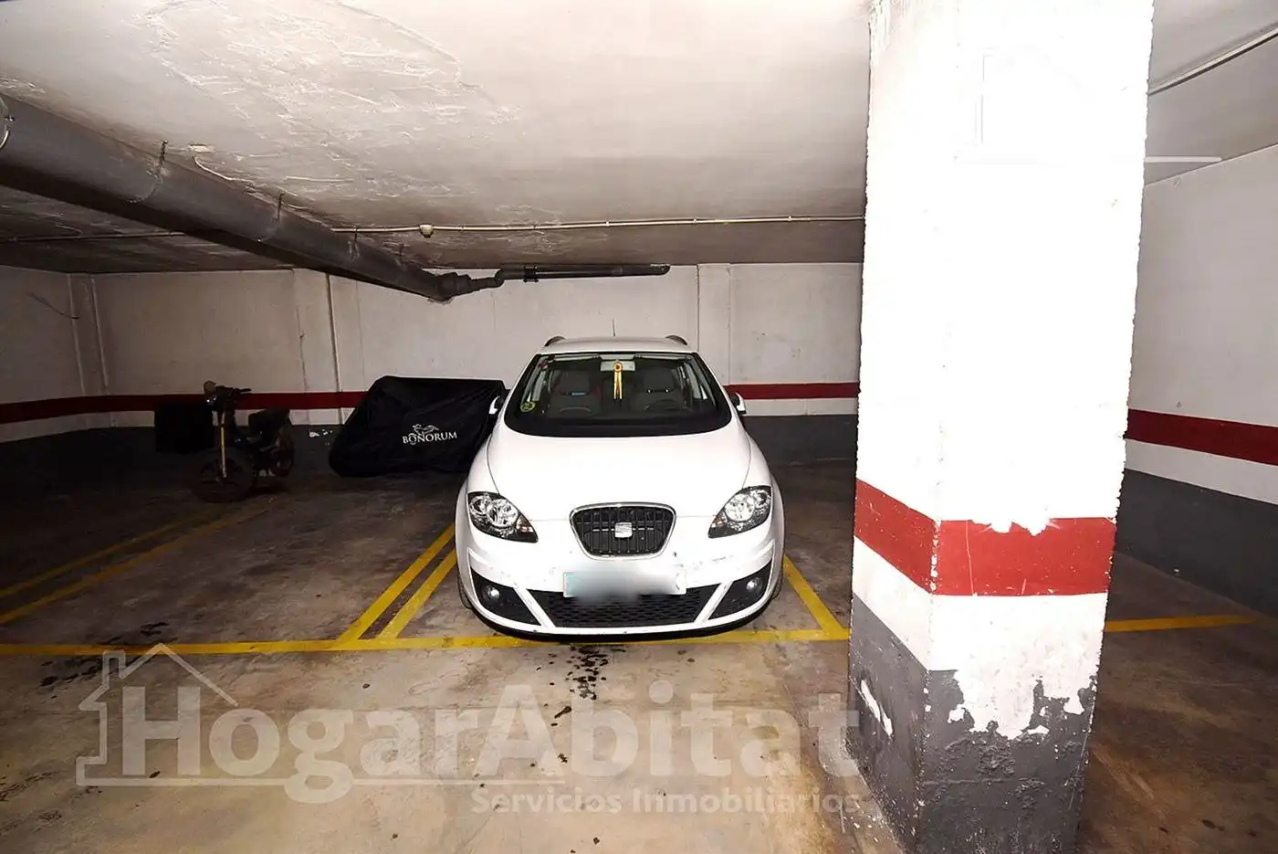 Parking of Flat for sale in Onda  with Air Conditioner, Terrace and Storage room
