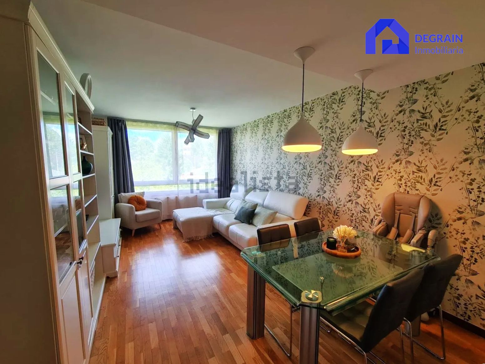 Sala de estar de Piso en venta en Oviedo  con Calefacción y Trastero