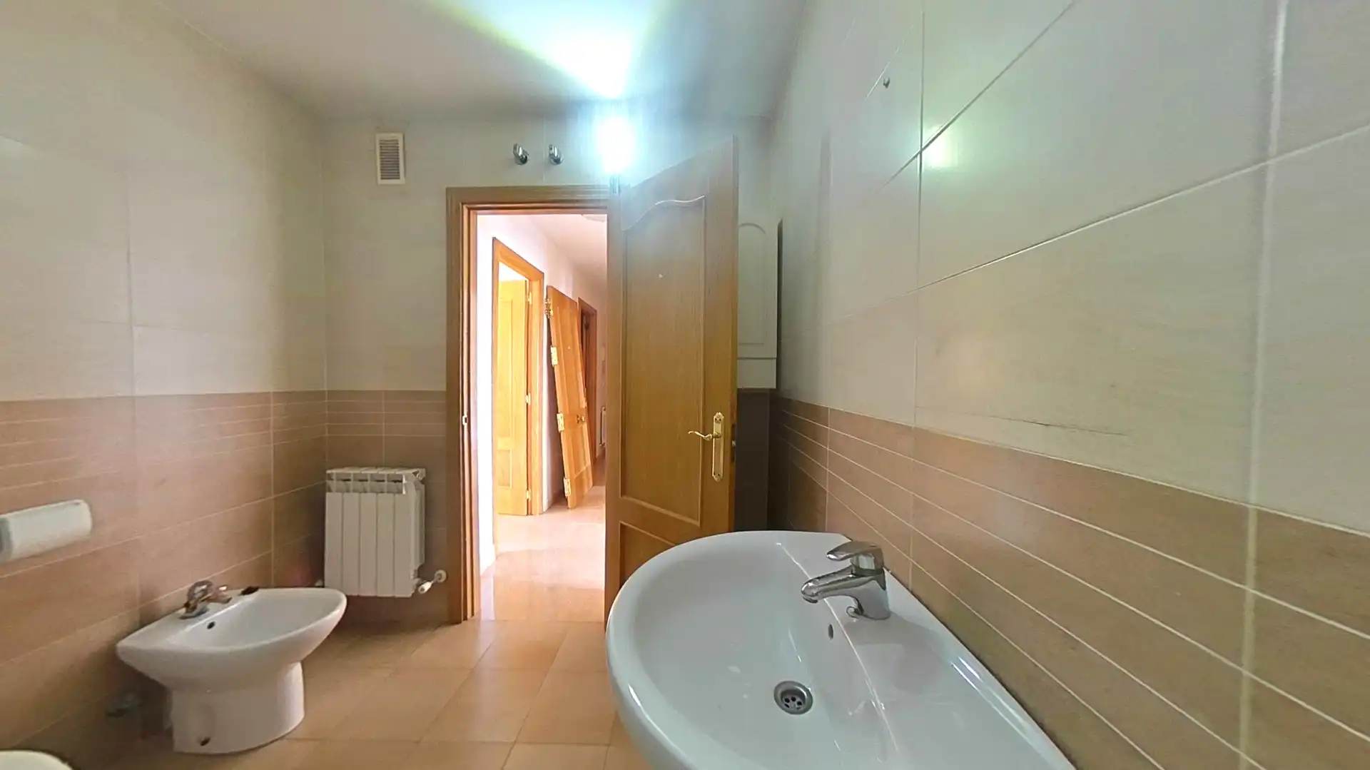Baño de Piso en venta en Miguelturra con Calefacción