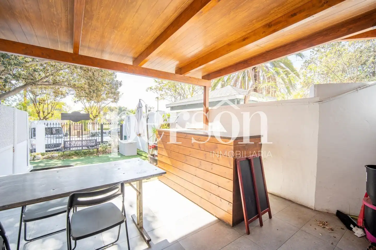Local en venta en Rocafort