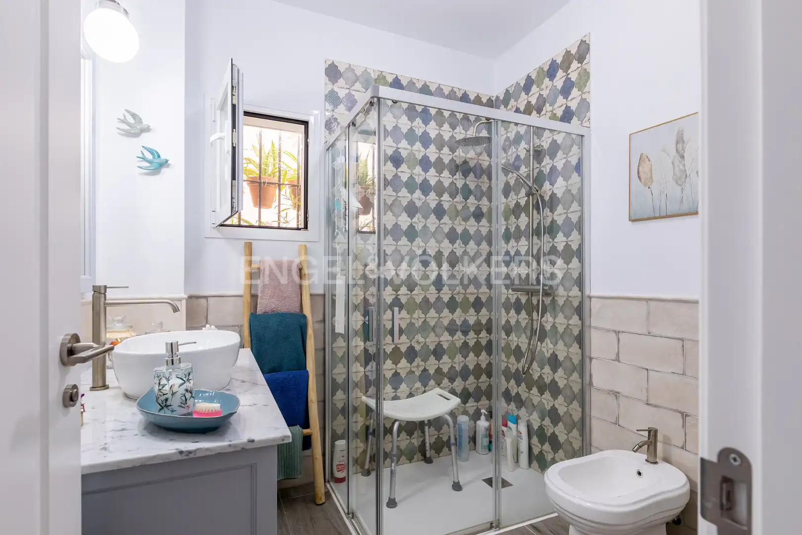 Bany de Casa o xalet en venda en Utrera amb Aire condicionat, Calefacció i Terrassa