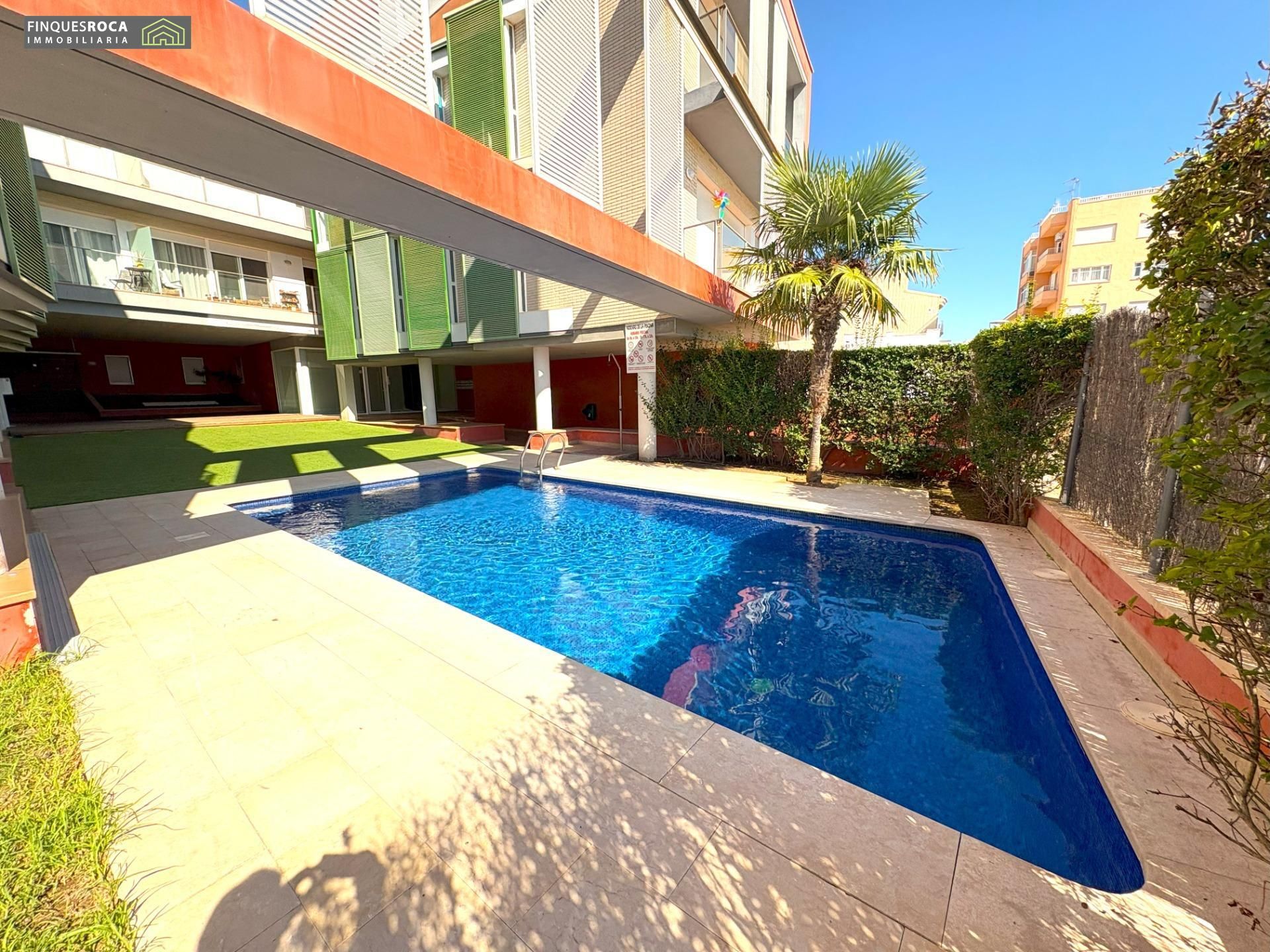 Swimming pool of Flat for sale in Sant Carles de la Ràpita  with Air Conditioner, Parquet flooring and Terrace