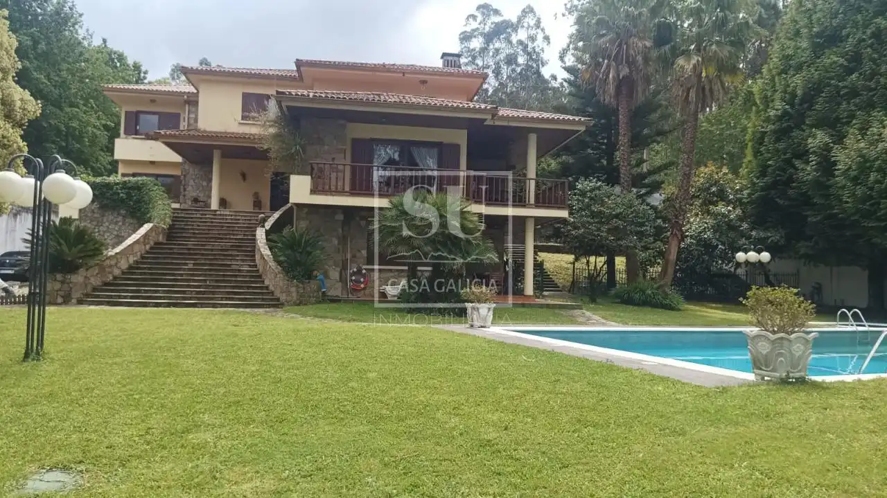 Detached house with pool for sale in Gondomar, imagen 2