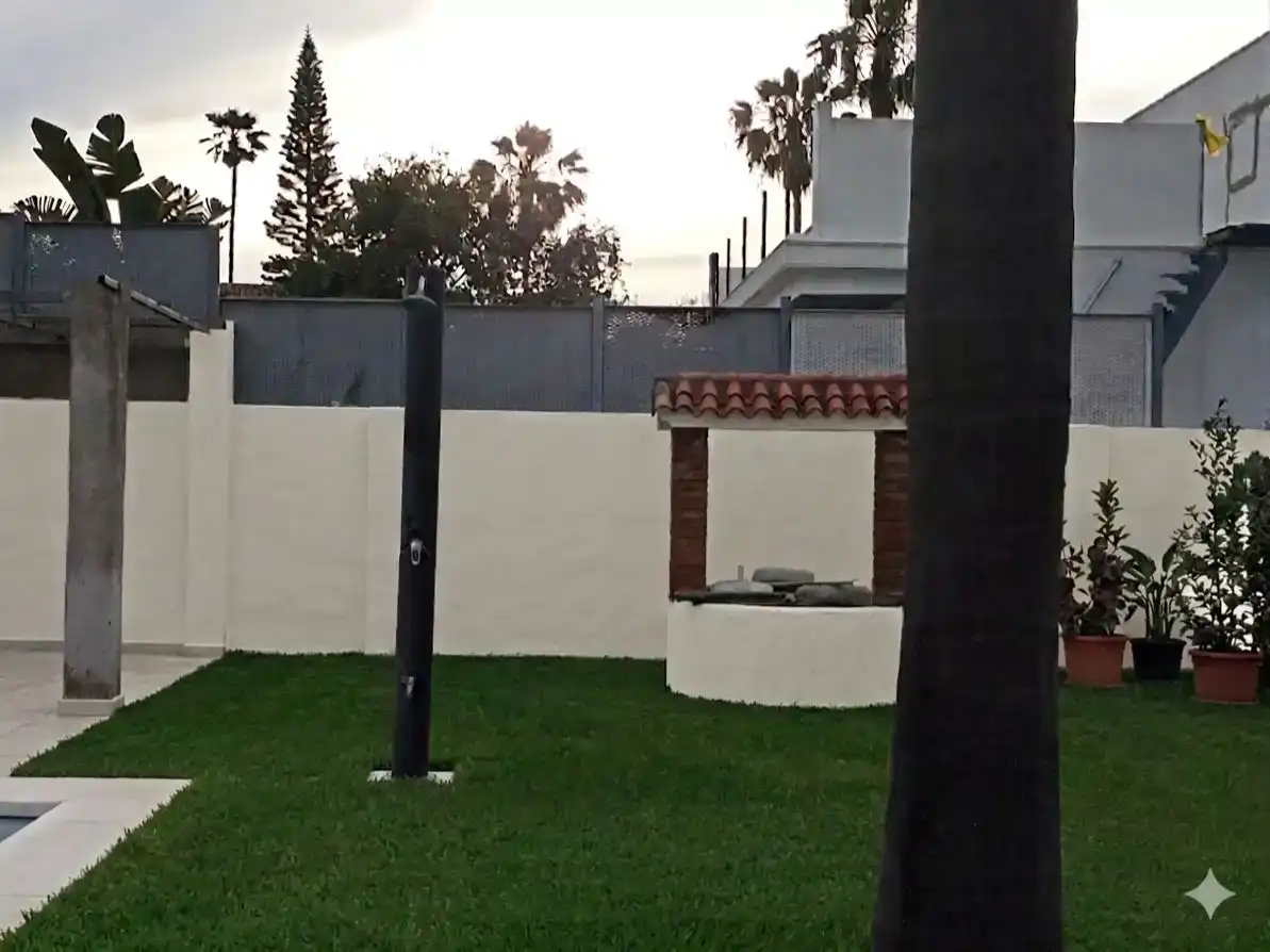 Jardín de Piso en venta en Algeciras con Piscina y Balcón