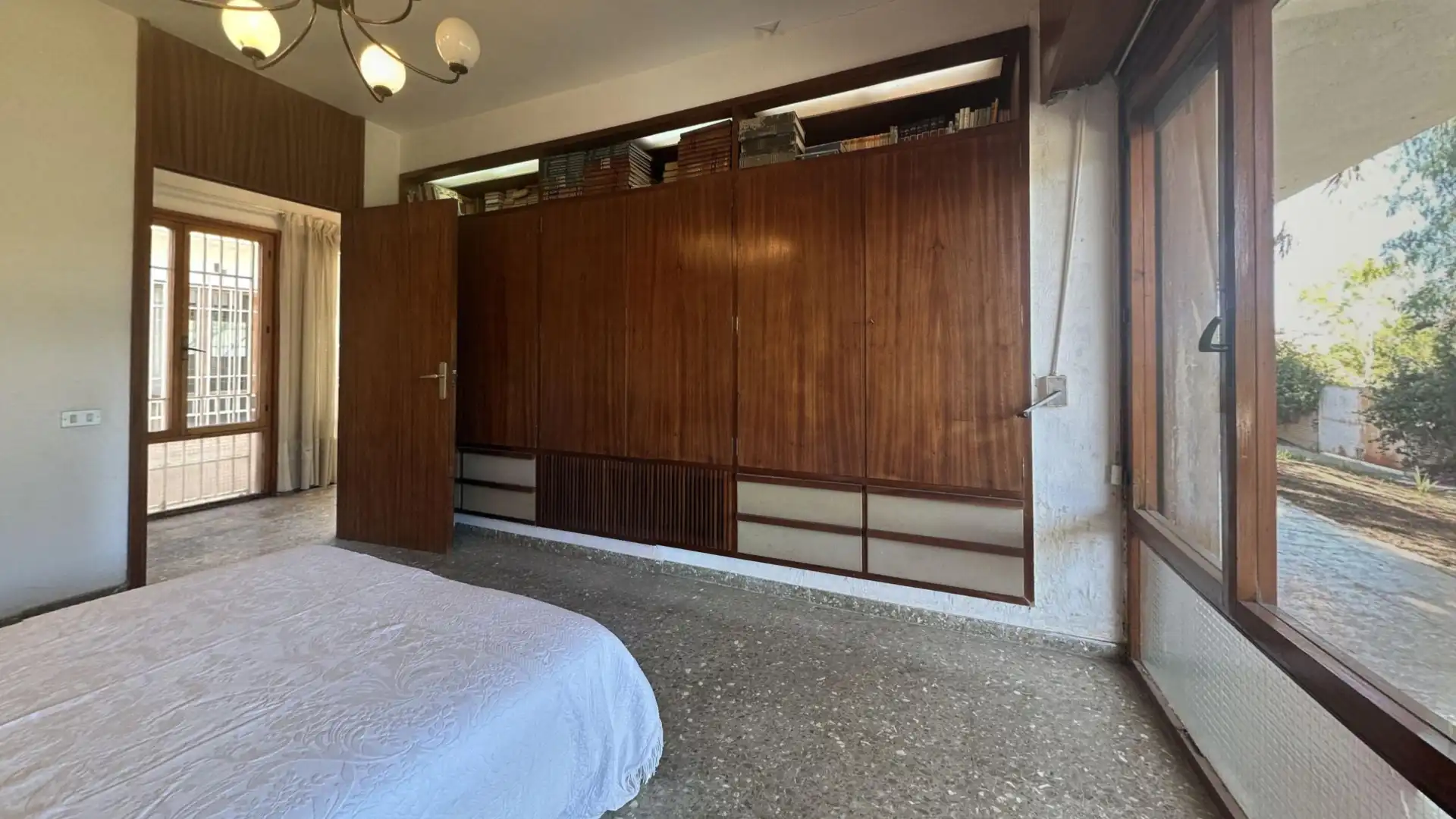 Dormitori de Casa o xalet en venda en Alicante / Alacant amb Jardí privat, Terrassa i Piscina