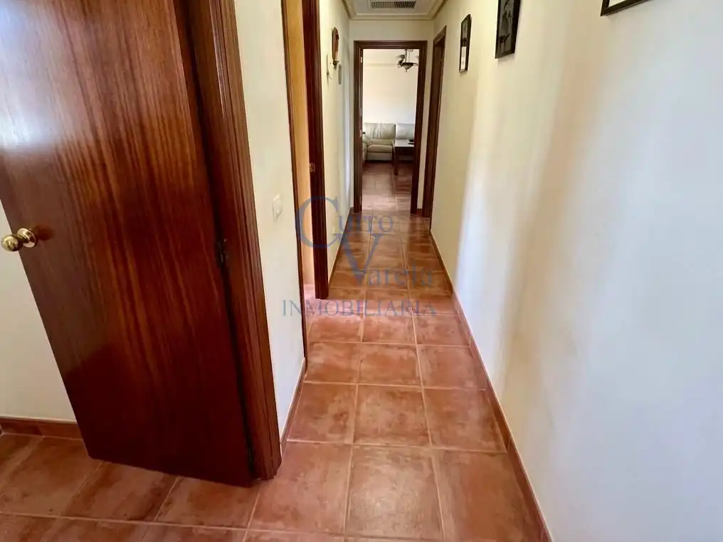 Piso en venta en Dos Hermanas con Aire acondicionado, Calefacción y Jardín privado
