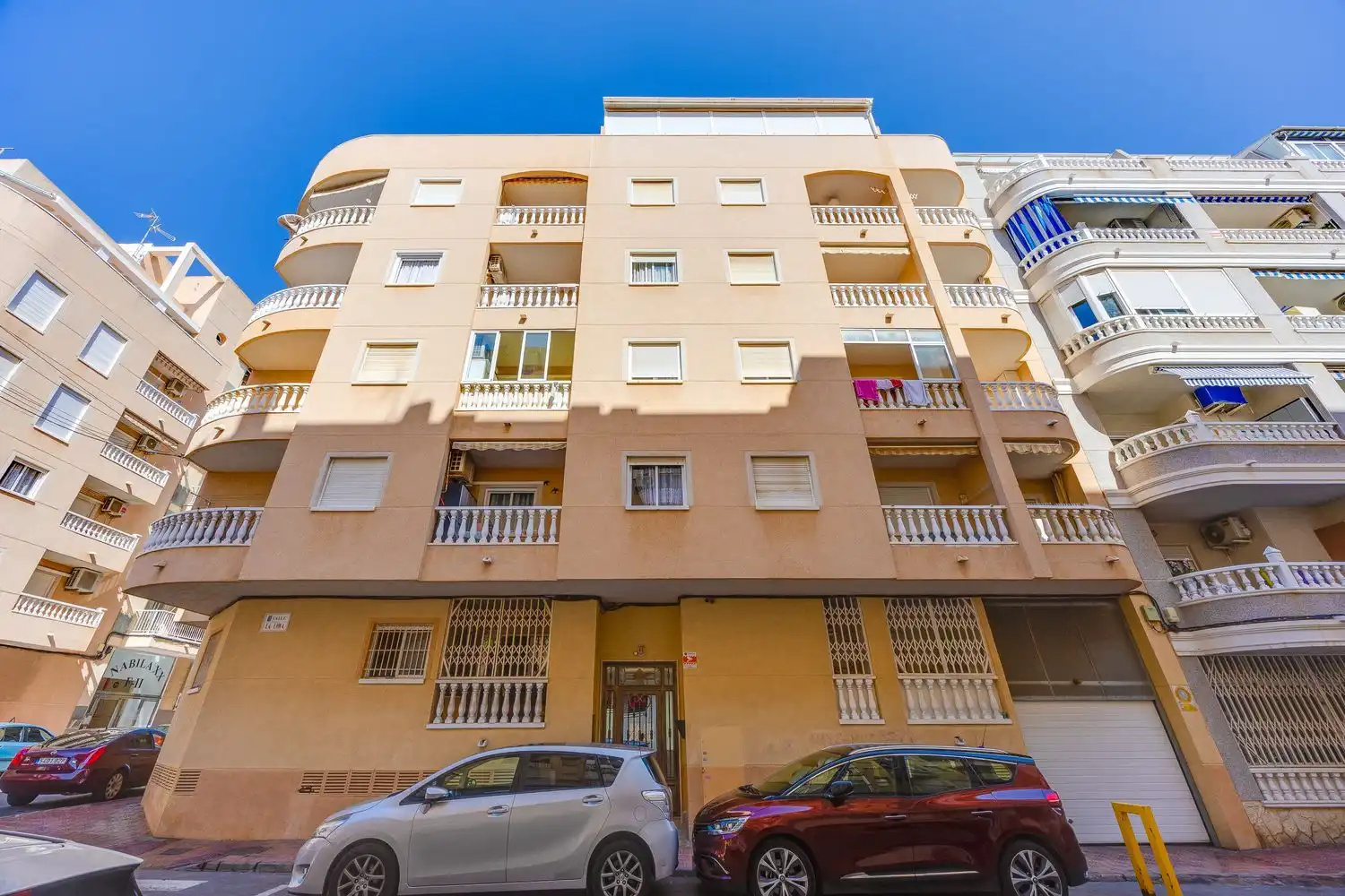 Piso con terraza en venta en Calle la Loma 73, imagen 2