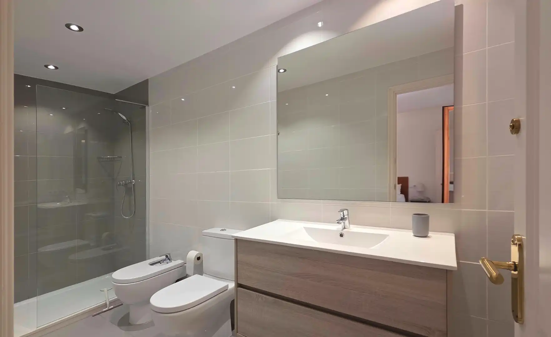 Bany de Apartament de lloguer en Begur amb Jardí privat, Piscina i Moblat