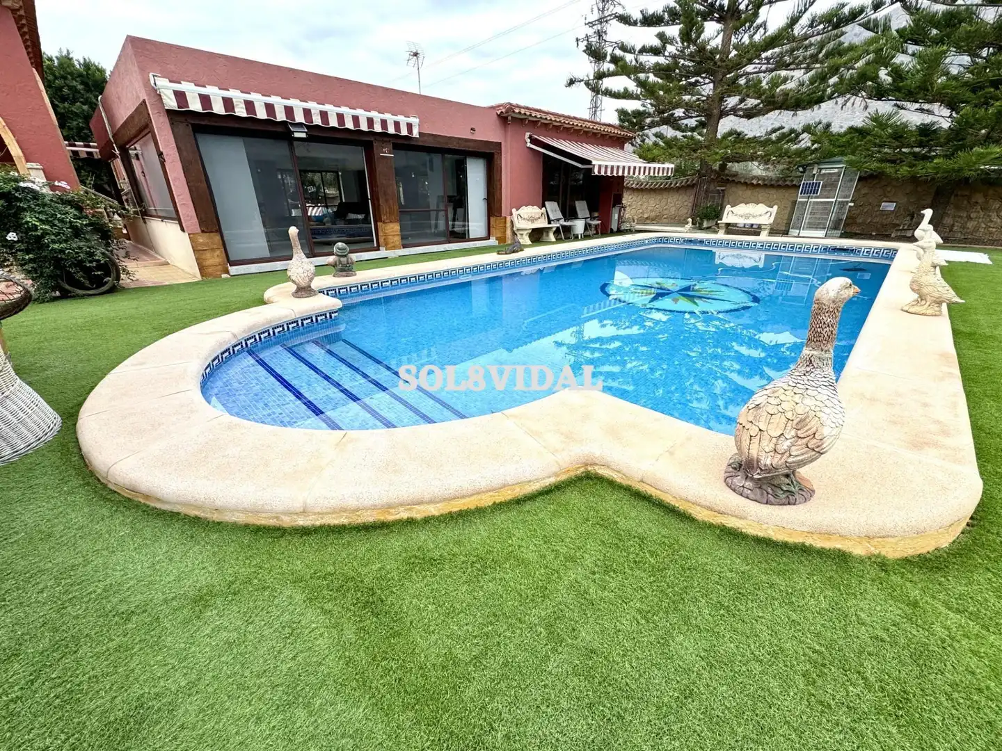 Swimming pool of Houses for sale in Orihuela  with Air Conditioner, Heating and Private garden