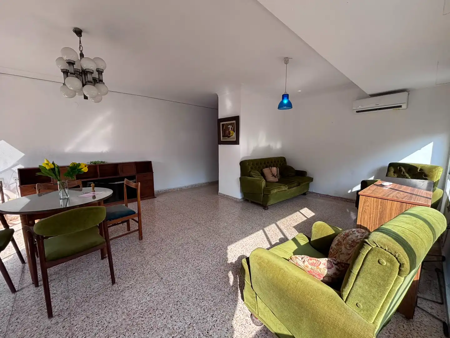 Sala d'estar de Pis en venda en Burjassot amb Aire condicionat, Moblat i Forn