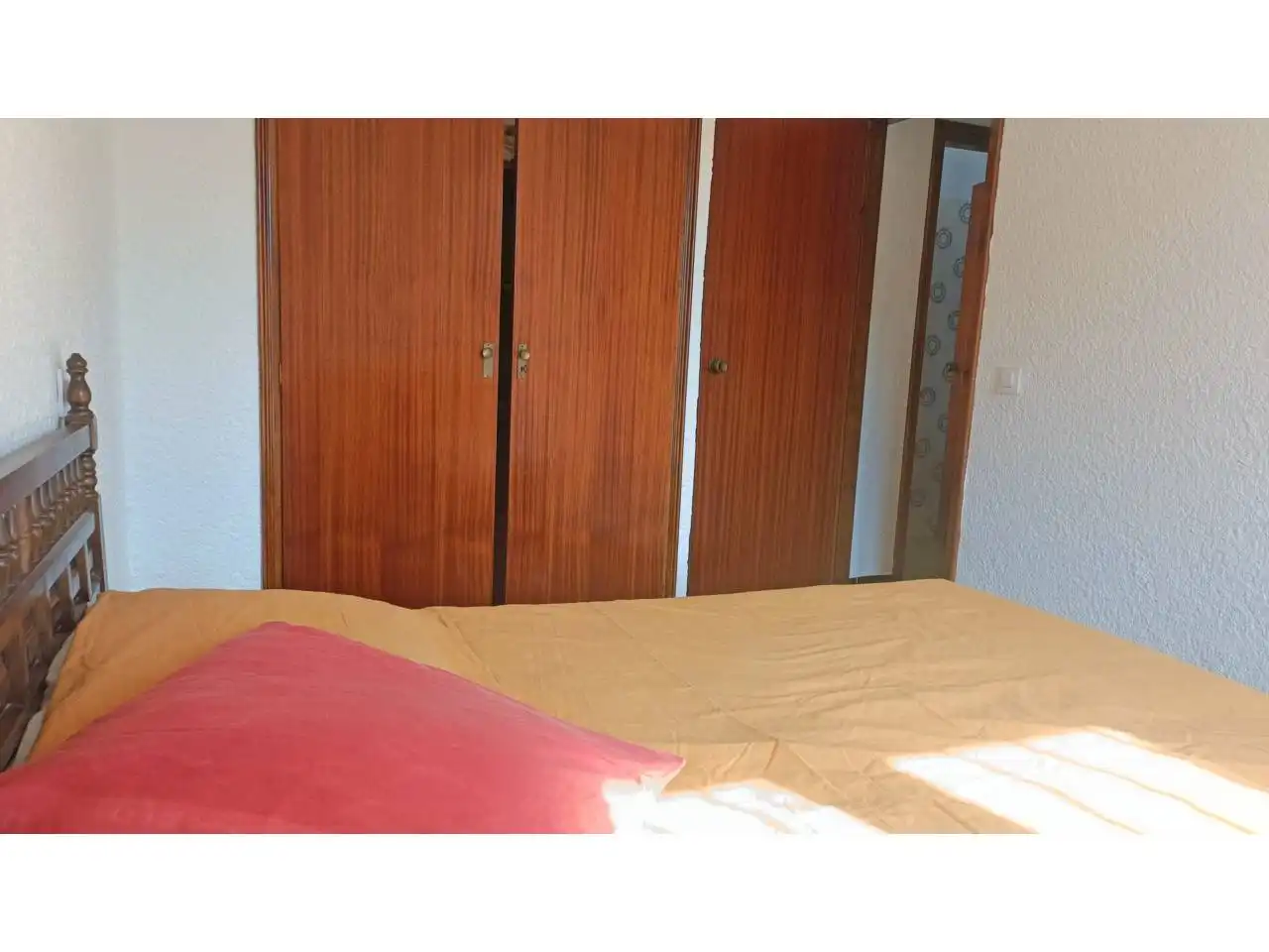 Dormitori de Casa o xalet en venda en L'Escala amb Aire condicionat, Jardí privat i Terrassa