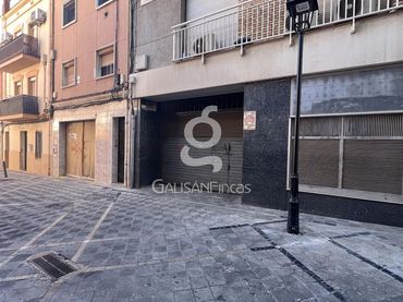 Individual for sale in Enric Prat de la Riba 131