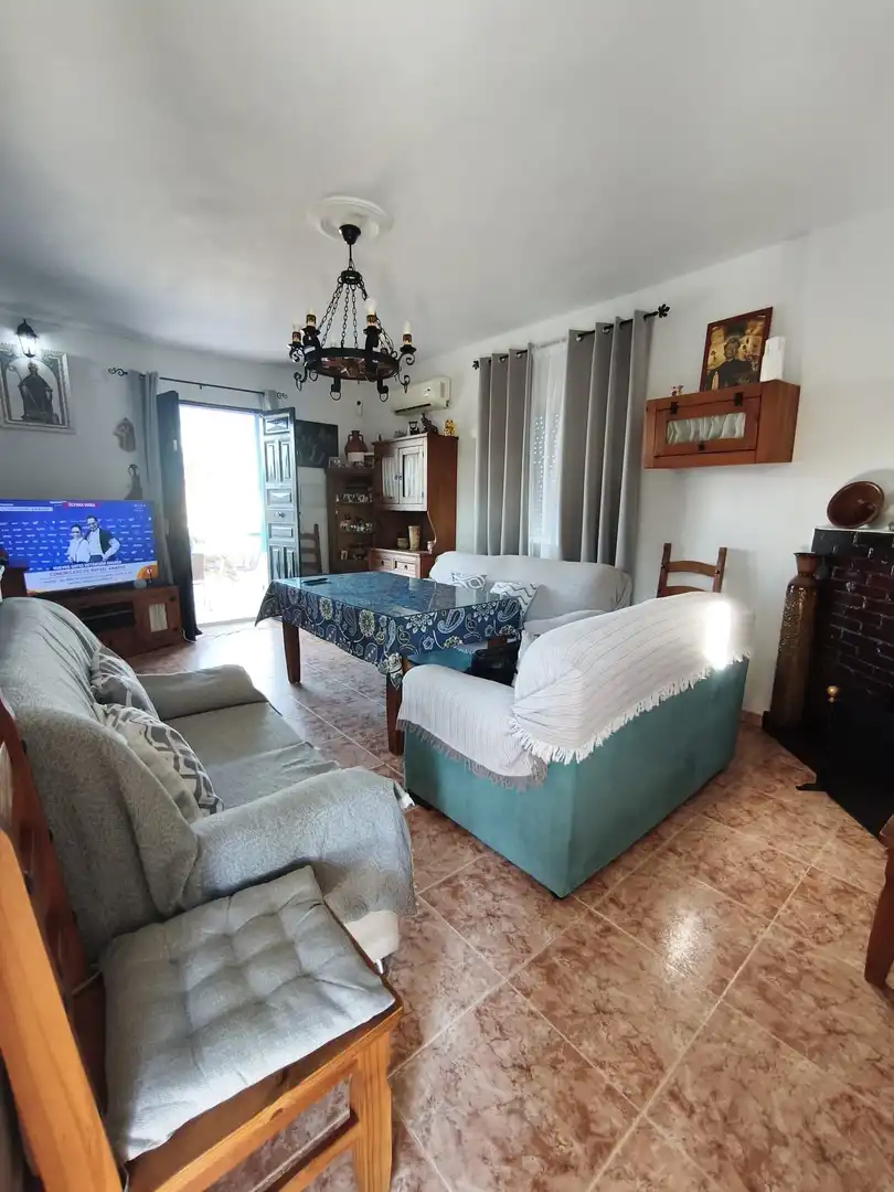Sala de estar de Terreno en venta en Carmona, Sevilla