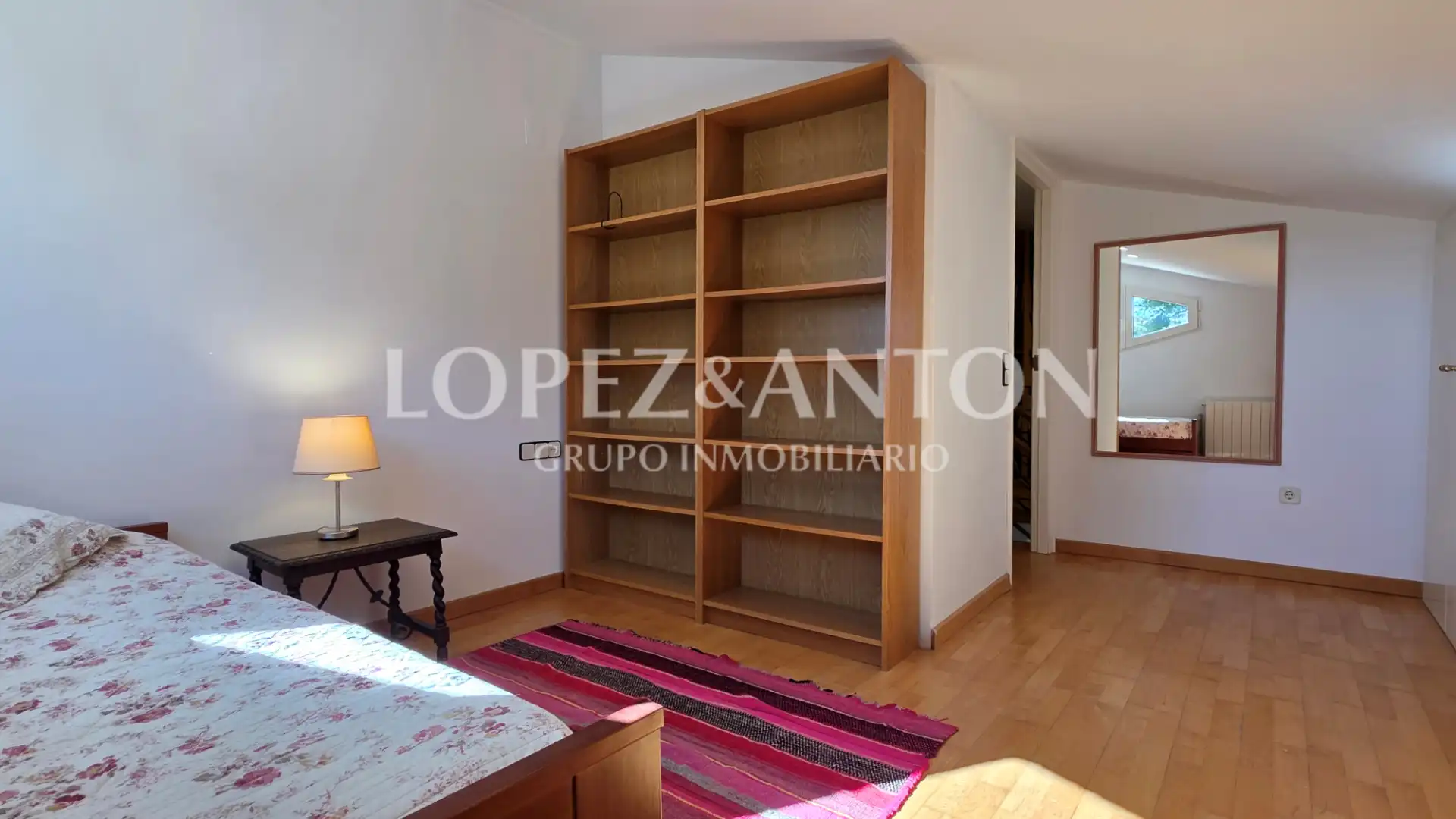 Houses for sale in L'Eliana  with Air Conditioner, Heating and Private garden