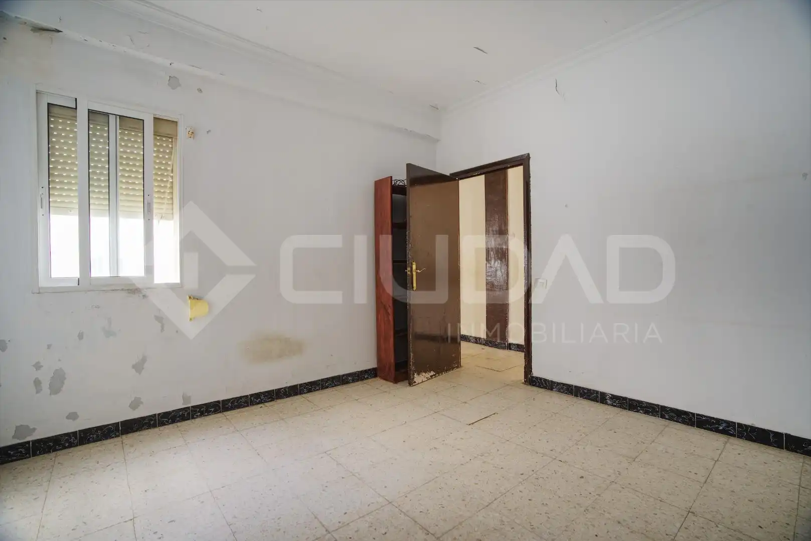 Habitación de Piso en venta en La Puebla del Río
