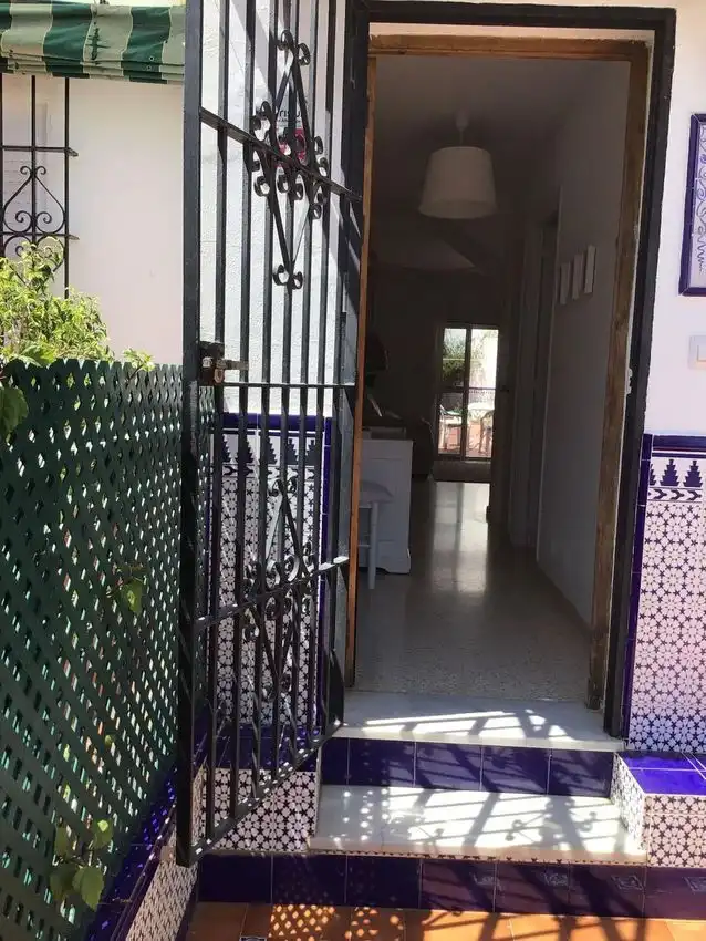 Casa adosada en venda en Chipiona amb Traster