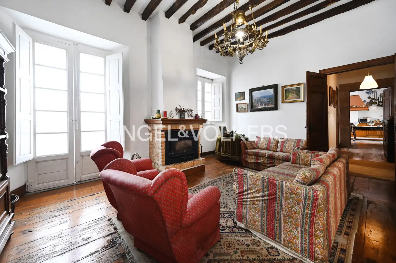 Sala de estar de Casa o chalet en venta en Cabezón de la Sal con Calefacción y Jardín privado