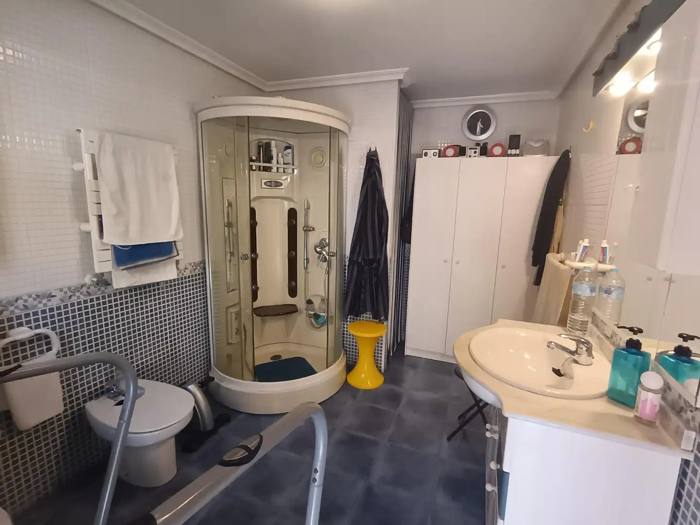 Bany de Casa o xalet en venda en Puertollano amb Aire condicionat, Calefacció i Moblat