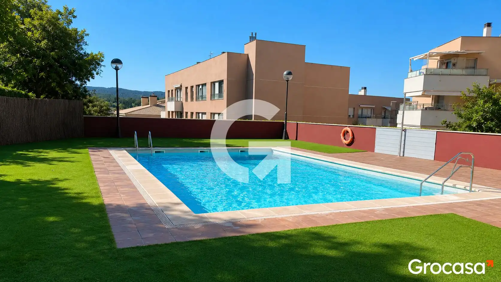 Schwimmbecken von Wohnung zum Verkauf in Lloret de Mar mit Klimaanlage, Terrasse und Gemeinschaftspool