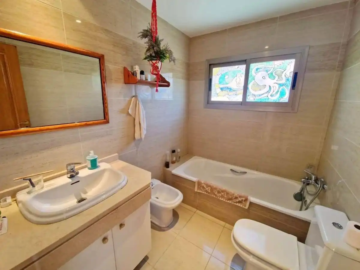 Bany de Apartament en venda en Málaga amb Piscina