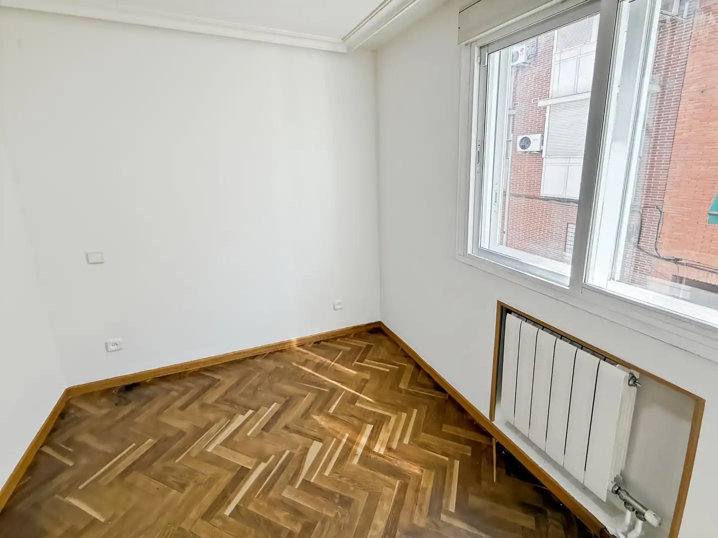 Wohnung zur Miete in Calle de Pinos Baja, Valdeacederas