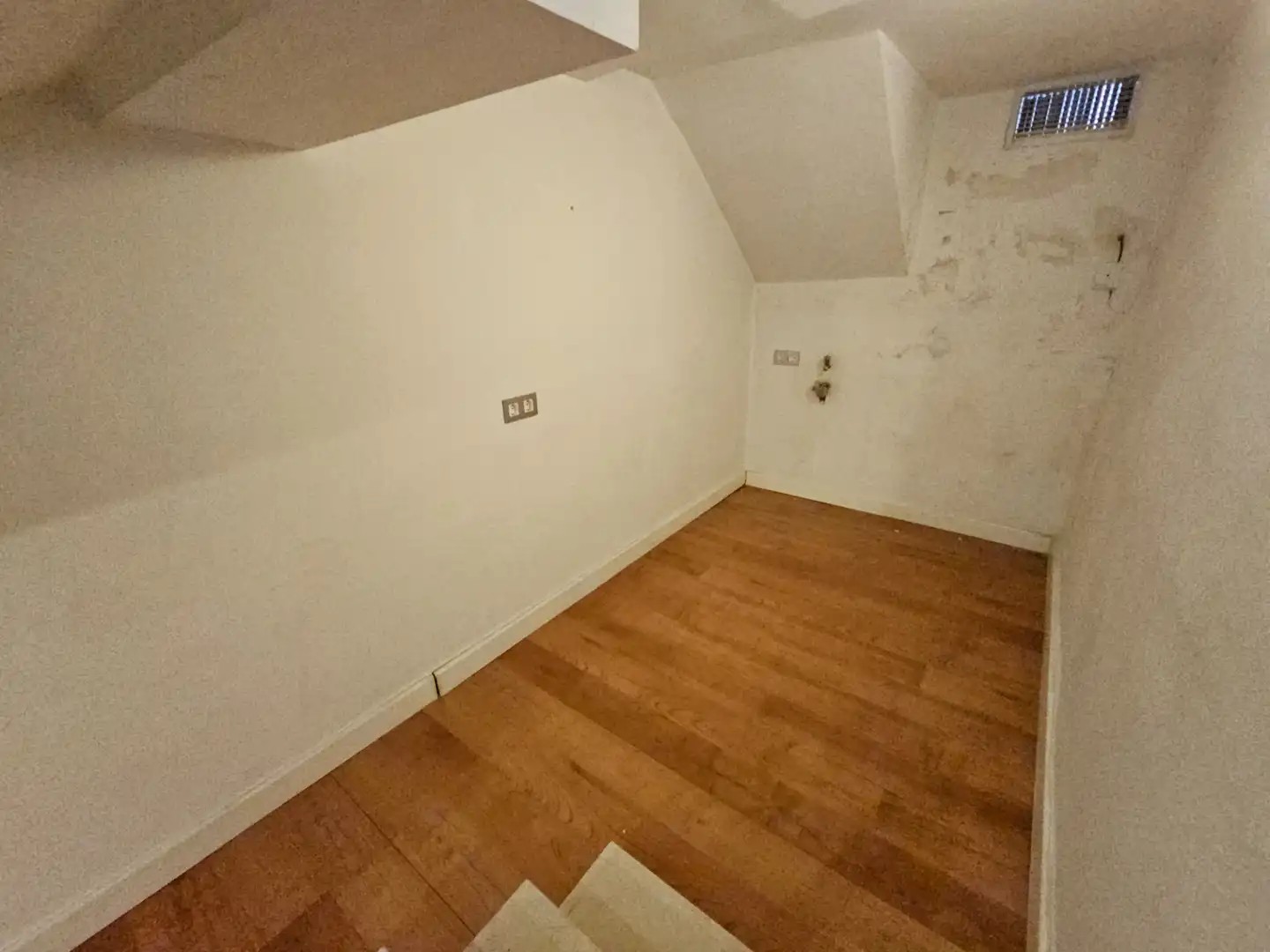 Casa adosada en venta en Ogíjares con Aire acondicionado, Trastero y Amueblado