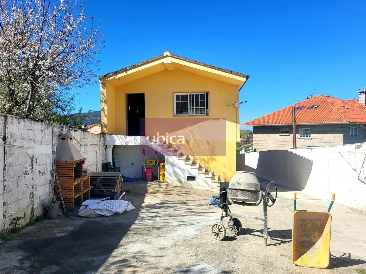 Vista exterior de Casa o chalet en venta en Vigo  con Calefacción y Trastero