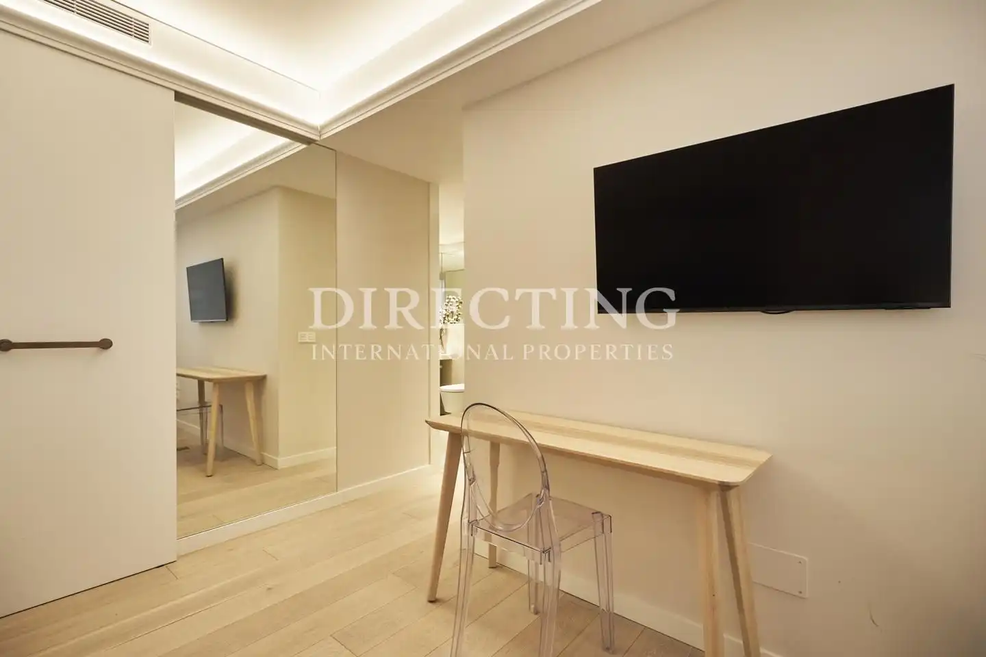 Außenansicht von Wohnung zum Verkauf in Madrid mit Klimaanlage und Heizung