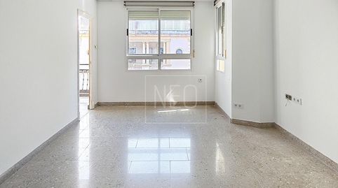 Foto 3 de Piso en venta en Avenida Germanies, de Les, Tavernes de la Valldigna, Valencia