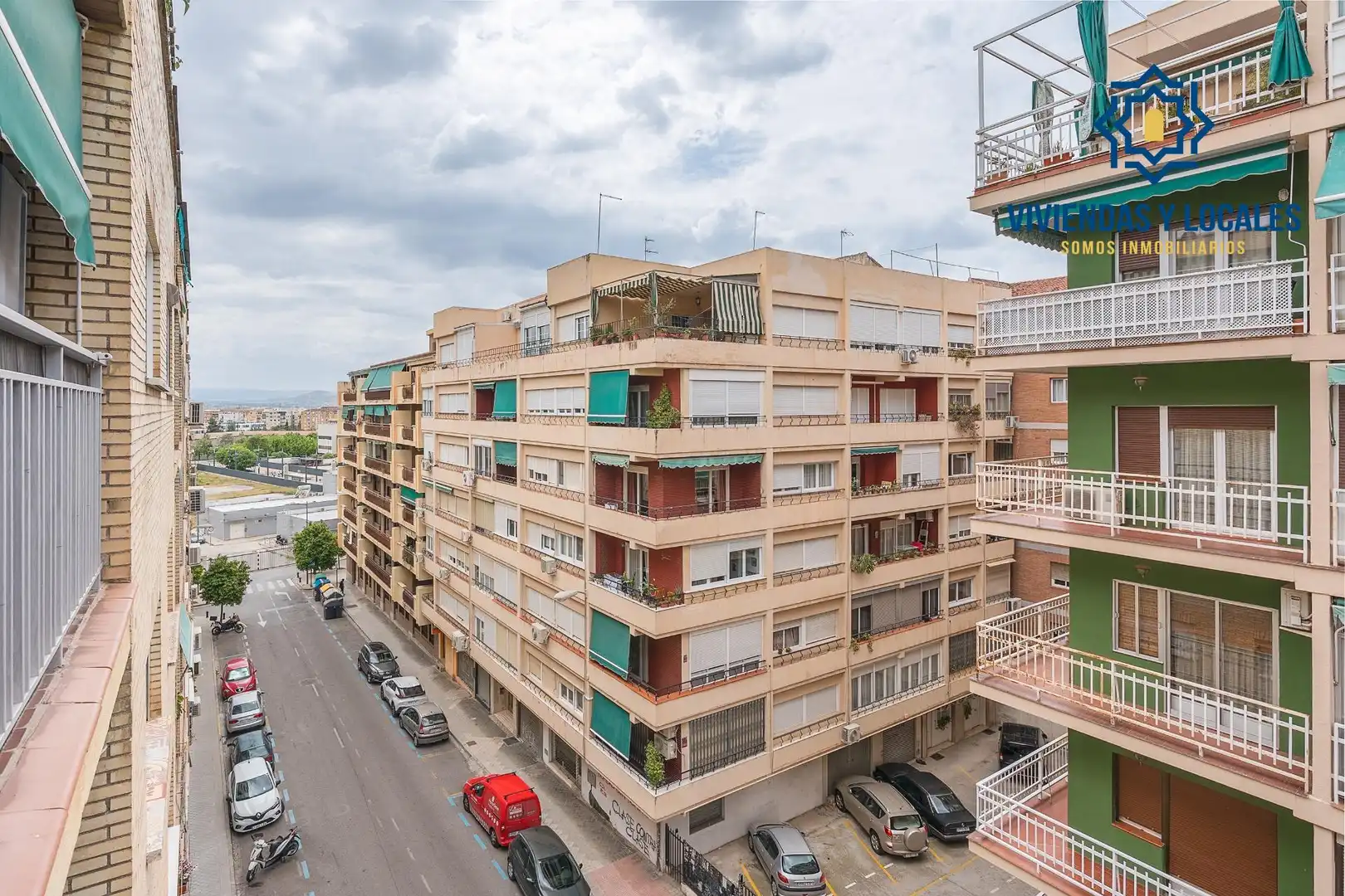 Vista exterior de Piso en venta en Granada