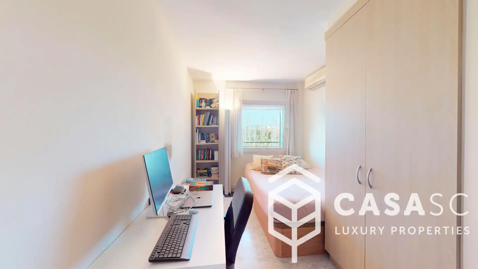 Bedroom of Attic for sale in Sant Cugat del Vallès  with Air Conditioner, Heating and Parquet flooring