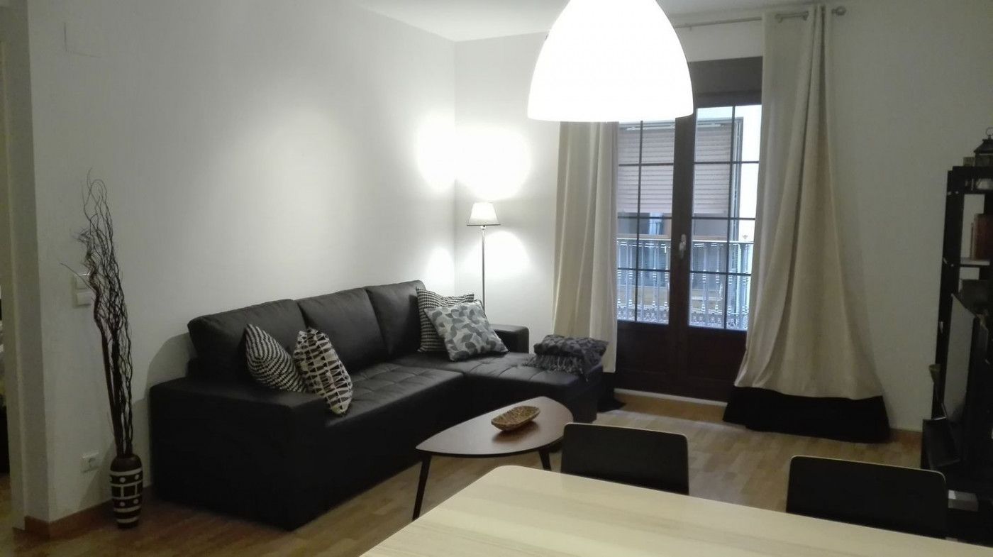 Sala de estar de Piso de alquiler en  Zaragoza Capital con Aire acondicionado, Calefacción y Balcón