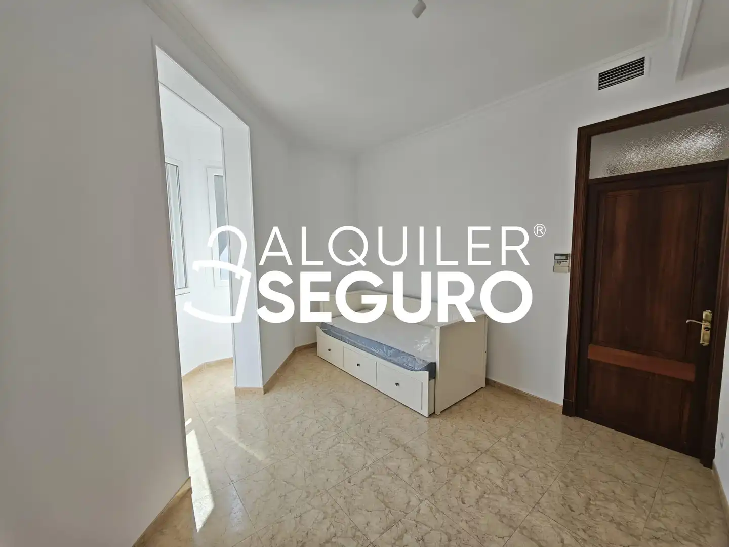 Piso con ascensor en alquiler en Ricard Ankerman, imagen 21