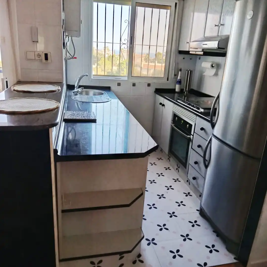 Chalet con terraza en alquiler en Pueblo Español - Coveta Fumá, imagen 11