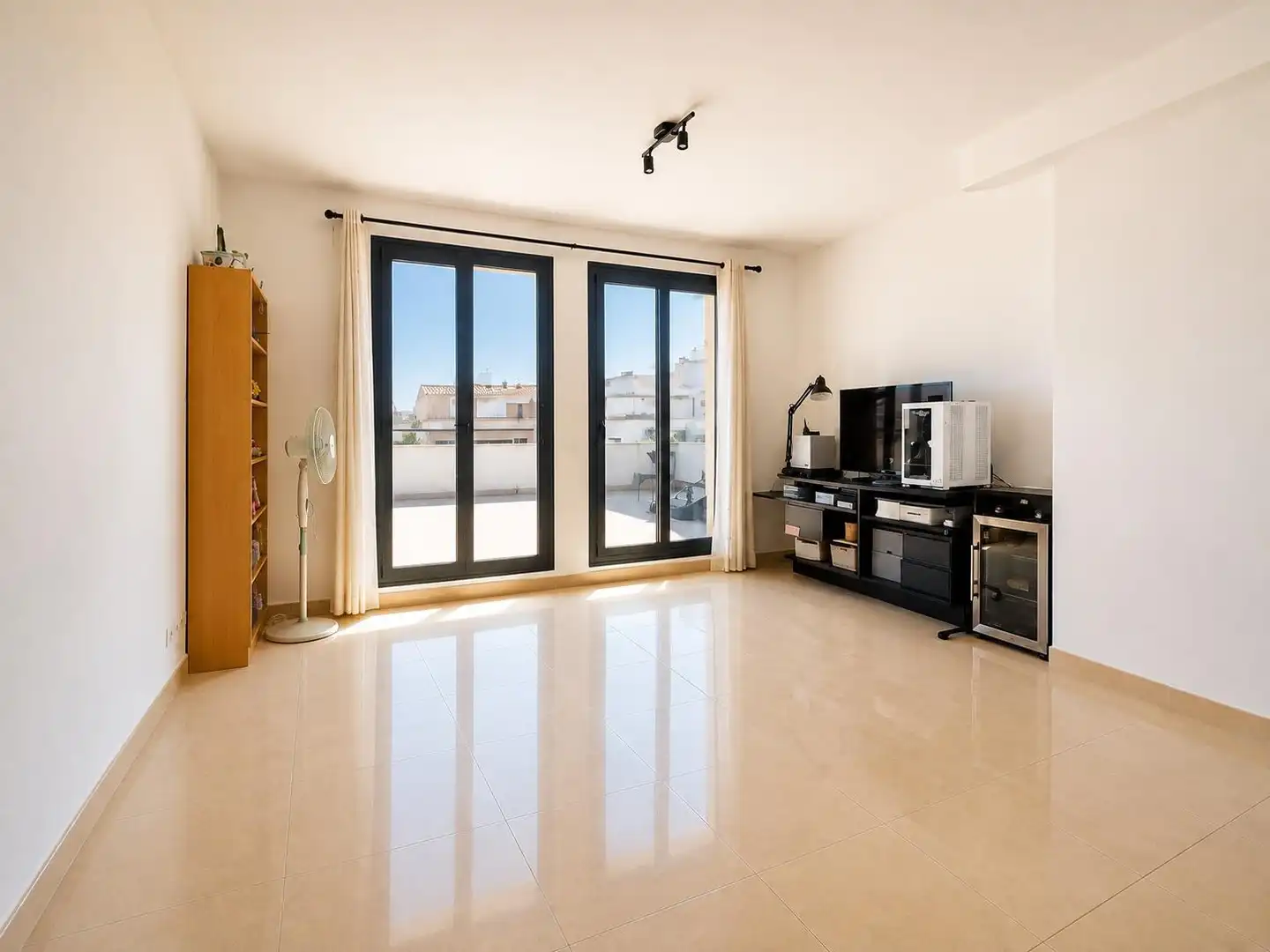 Living room of Duplexes for sale in L'Escala