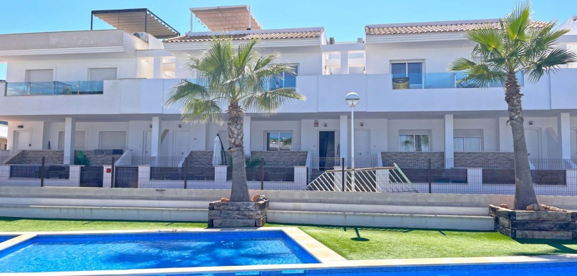 Flat for sale in Los Balcones - Los Altos