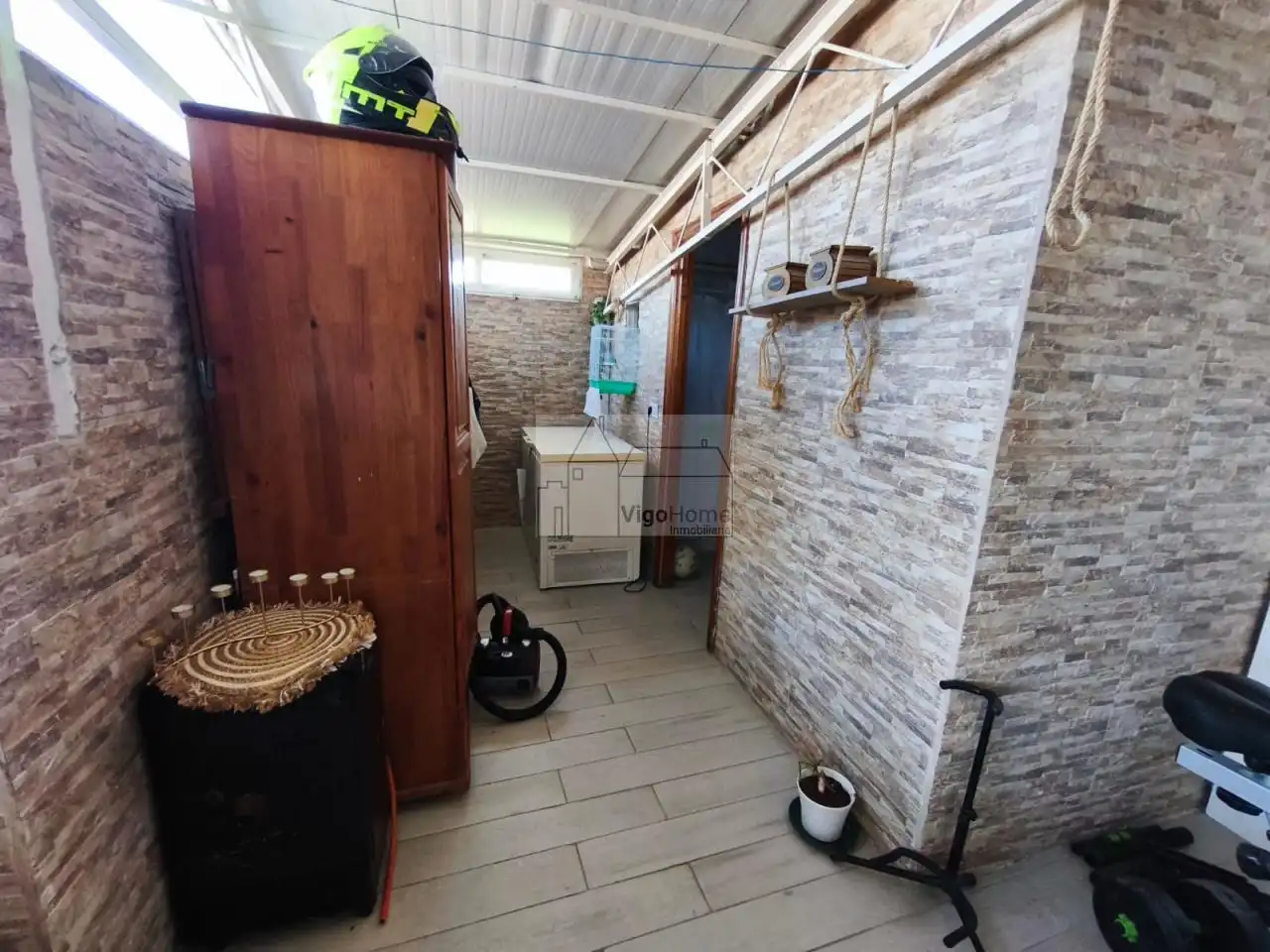 Piso en venta en Vigo  con Calefacción, Terraza y Trastero