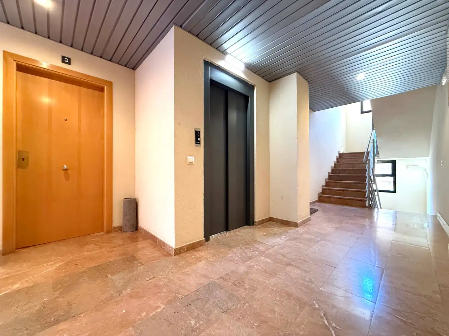 Wohnungen zum Verkauf in Cambrils mit Heizung, Privatgarten und Möbliert