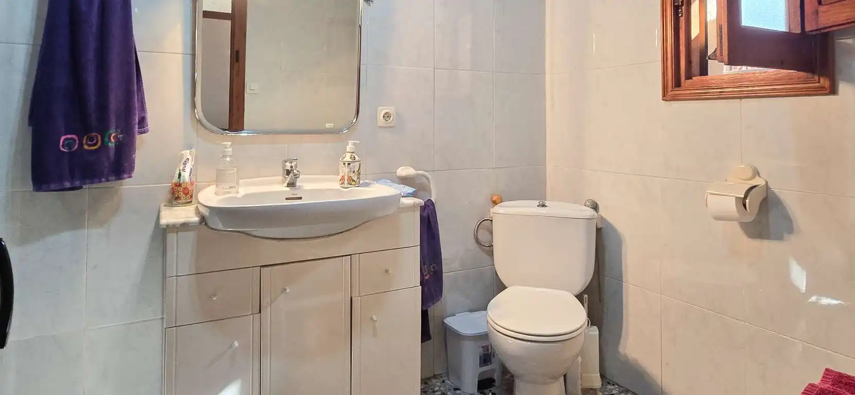 Badezimmer von Haus oder Chalet zum Verkauf in Sant Miquel de Fluvià mit Terrasse und Möbliert