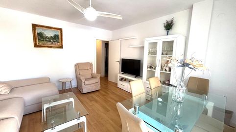 Foto 2 de Piso en venta en Avenida Avenida Málaga, La Cala del Moral, Rincón de la Victoria