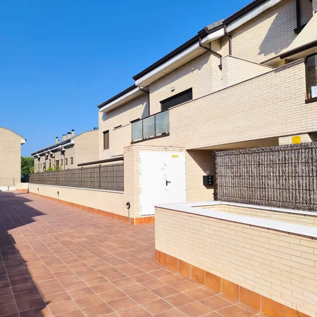 Exterior view of Flat for rent in Moralzarzal  with Heating, Terrace and Storage room