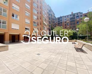 Exterior view of Flat to rent in  Madrid Capital  with Air Conditioner, Heating and Storage room
