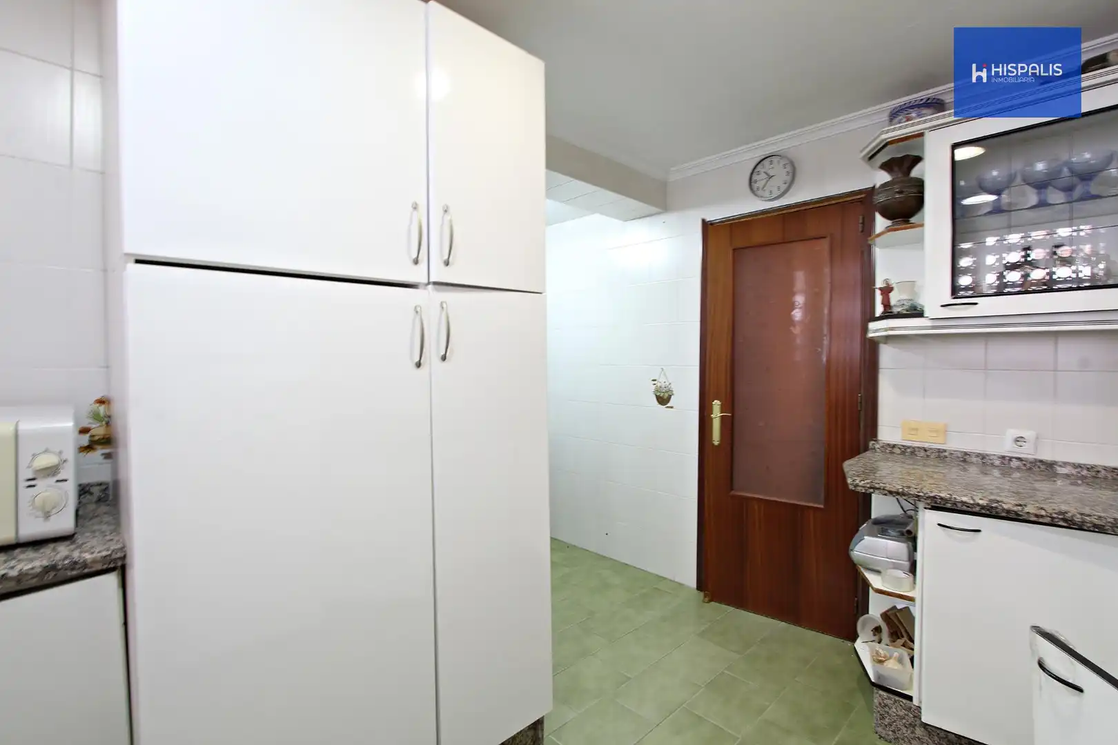 Kitchen of Flat for sale in Sevilla  with Air Conditioner